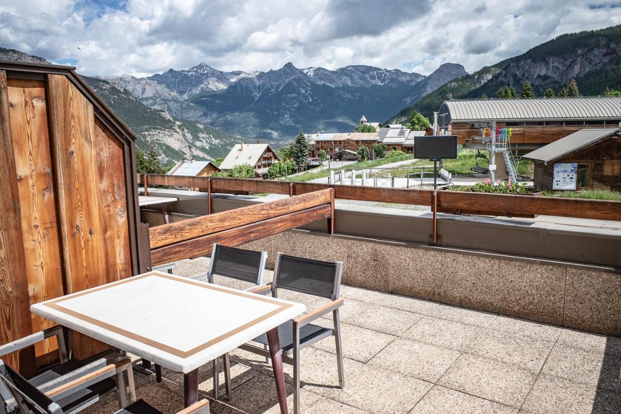 Hotel Restaurant Saint Roch Puy-Saint-Vincent Zewnętrze zdjęcie