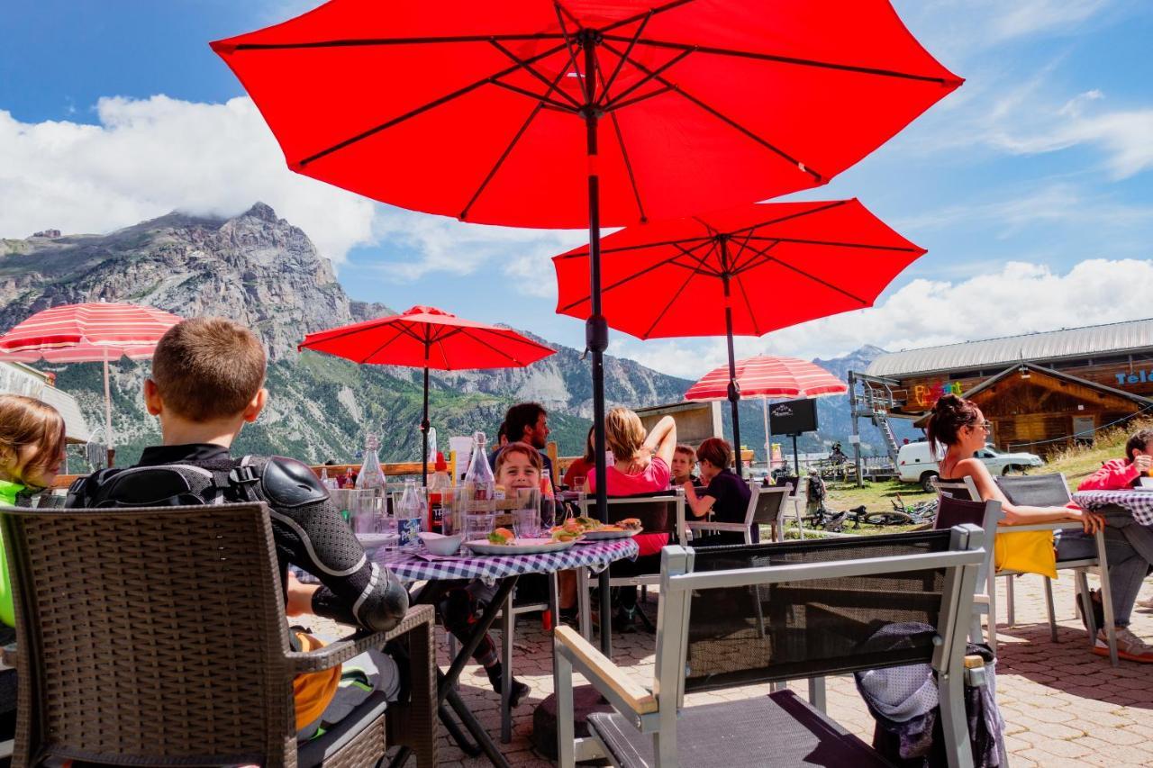 Hotel Restaurant Saint Roch Puy-Saint-Vincent Zewnętrze zdjęcie